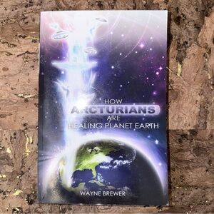 How Arcturians Are Healing Planet Earth' - Purple and Blue Cover 👽